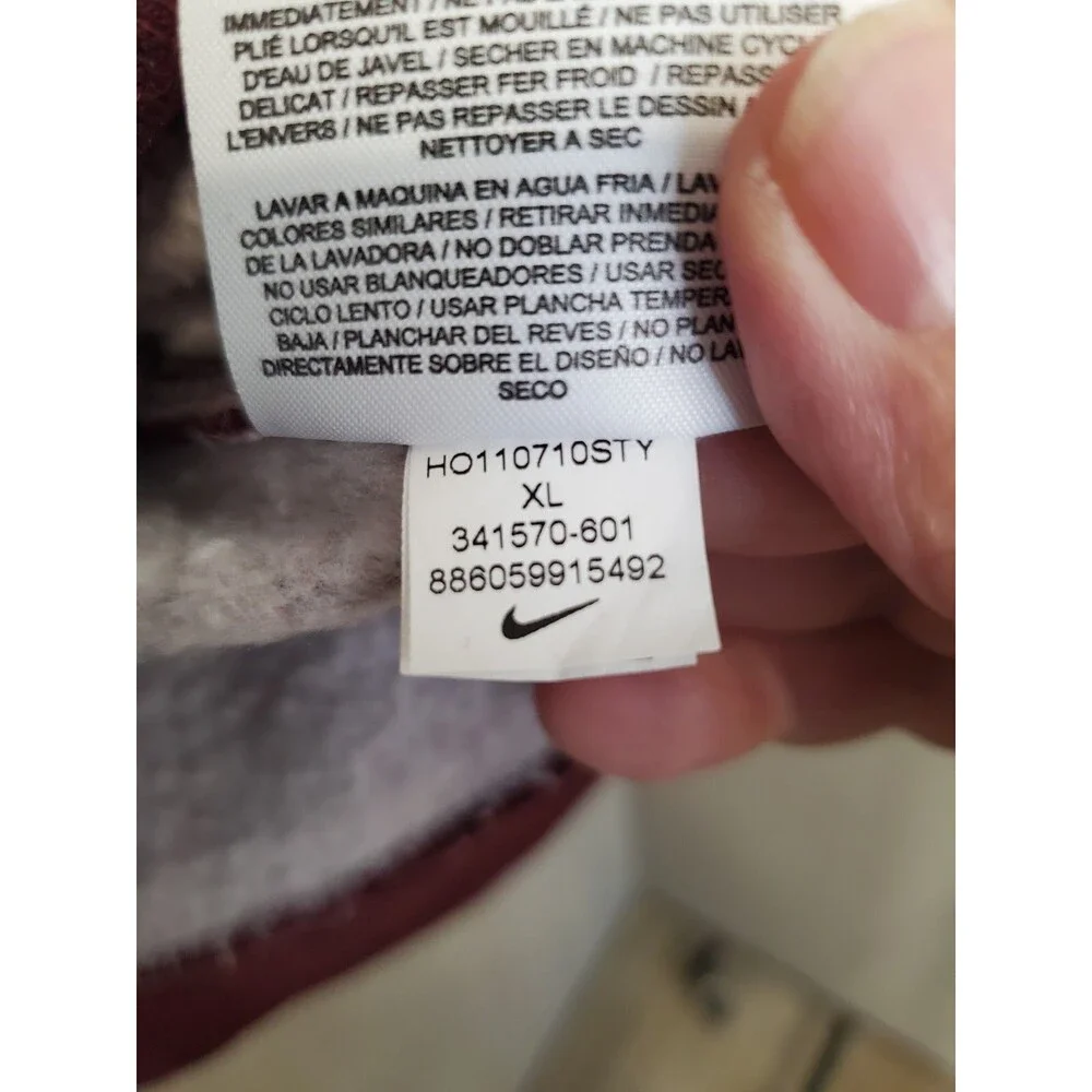 Nike Men's Pullover Purple Red Long Sleeve Sweatshirt XL 341570-601 Swoosh